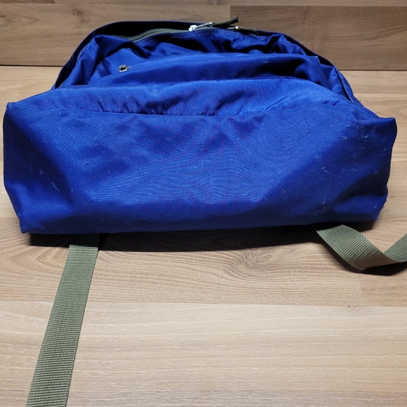 Vintage LL Bean Backpack Light Reflective Front Blue Multi Pocket - Picture 4 of 4